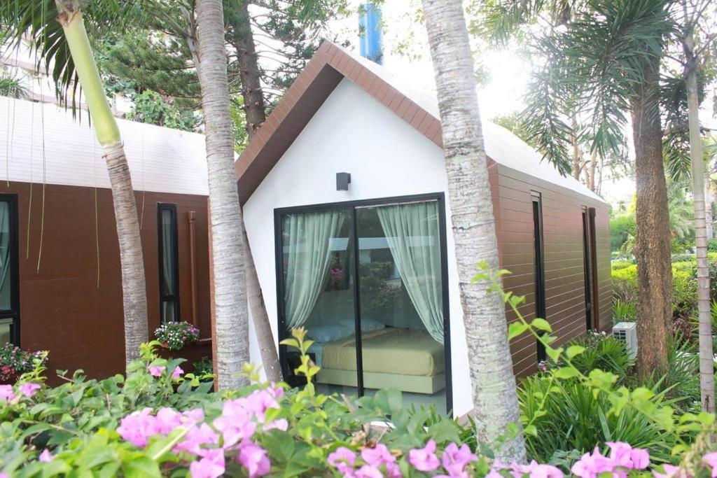 Villa Navin Jomtien Beach Exterior foto