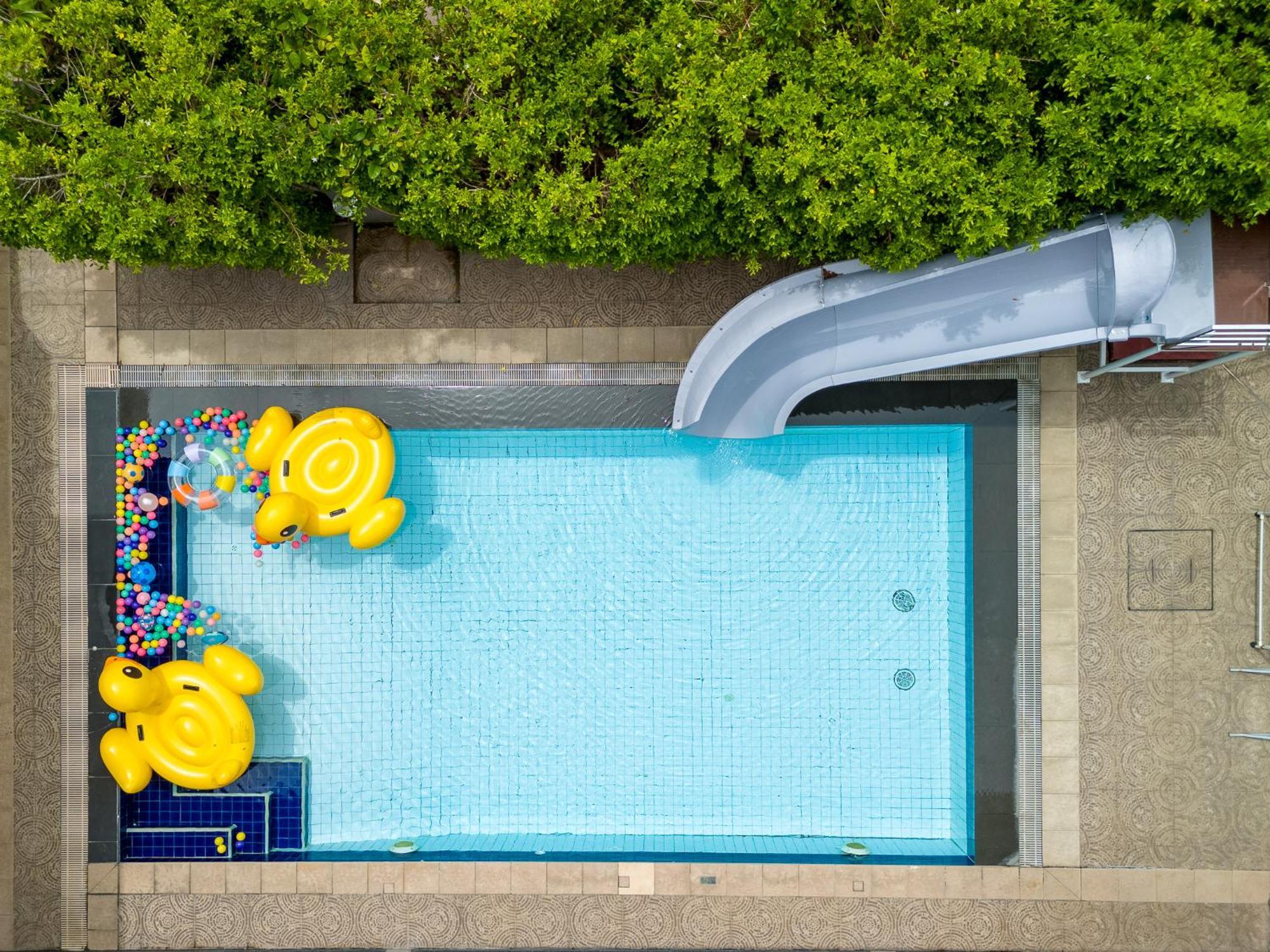 Villa Navin Jomtien Beach Exterior foto