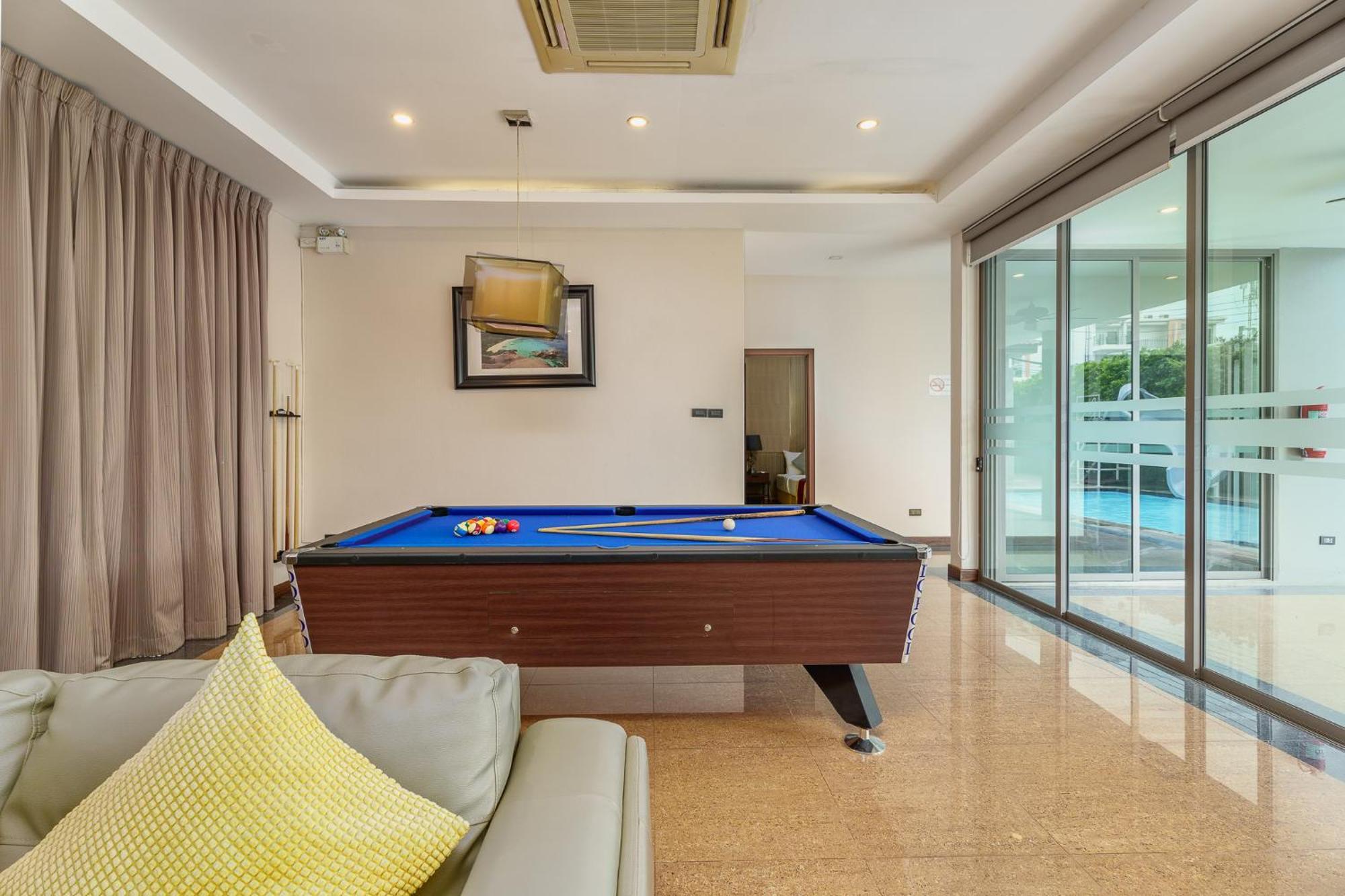 Villa Navin Jomtien Beach Exterior foto