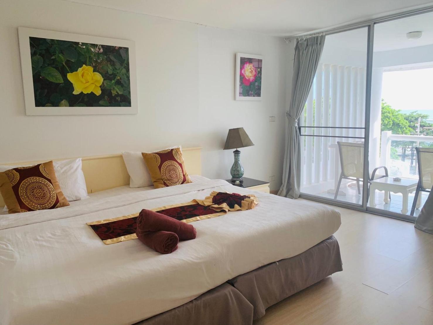 Villa Navin Jomtien Beach Exterior foto