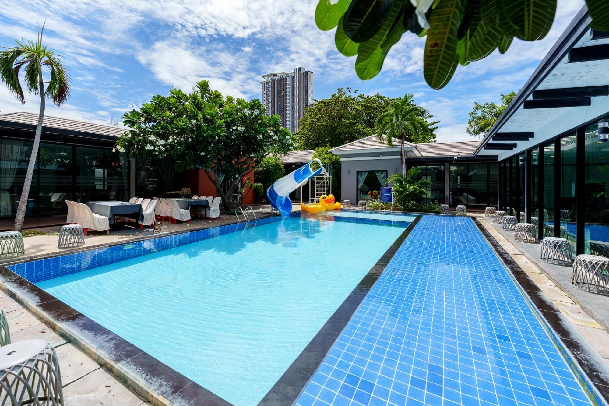 Villa Navin Jomtien Beach Exterior foto