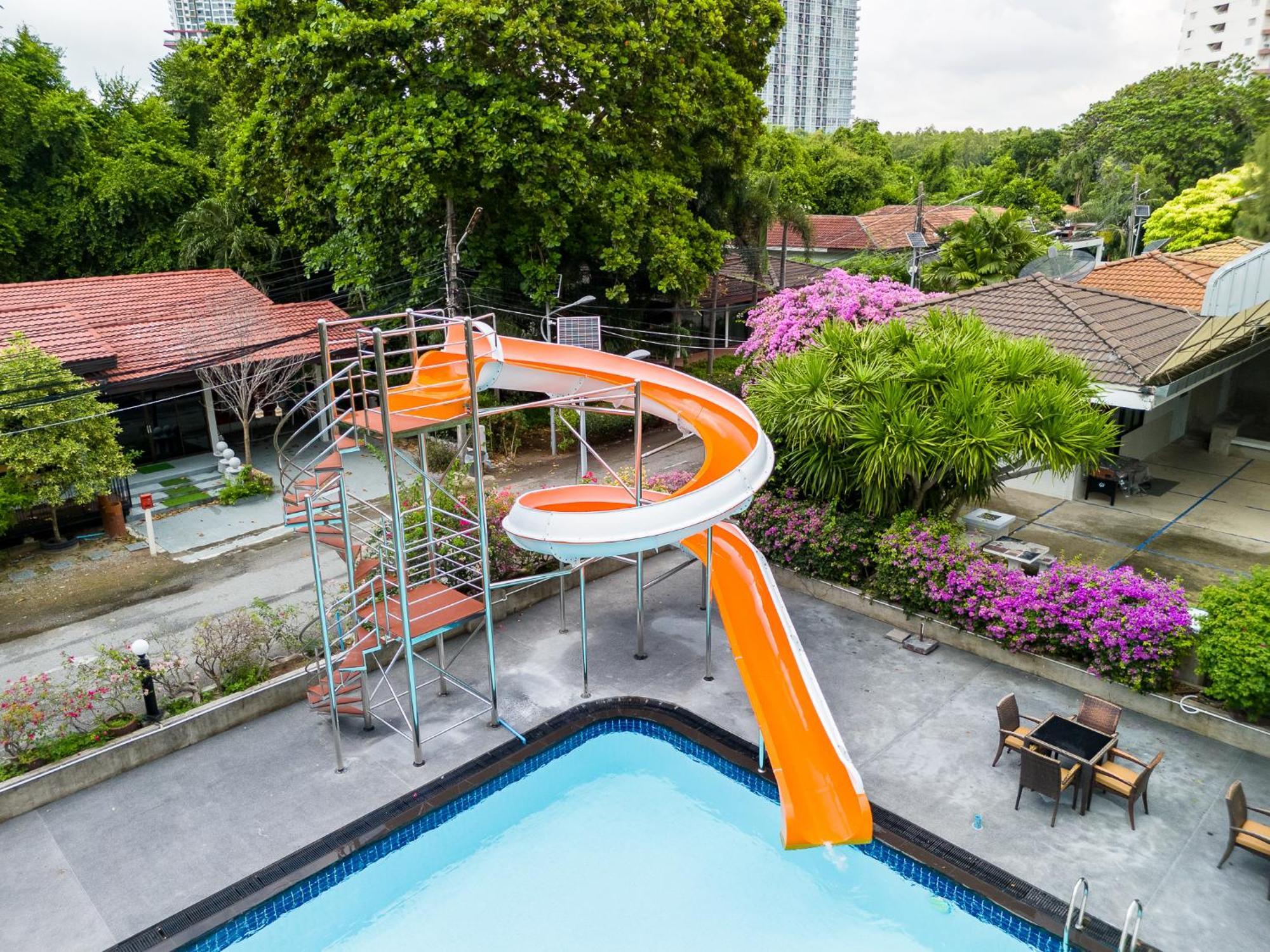 Villa Navin Jomtien Beach Exterior foto