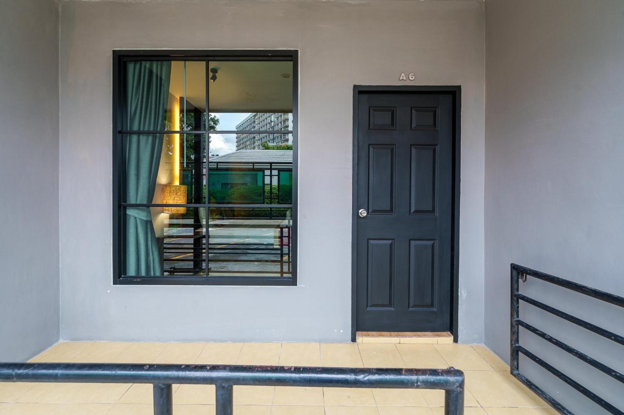 Villa Navin Jomtien Beach Exterior foto