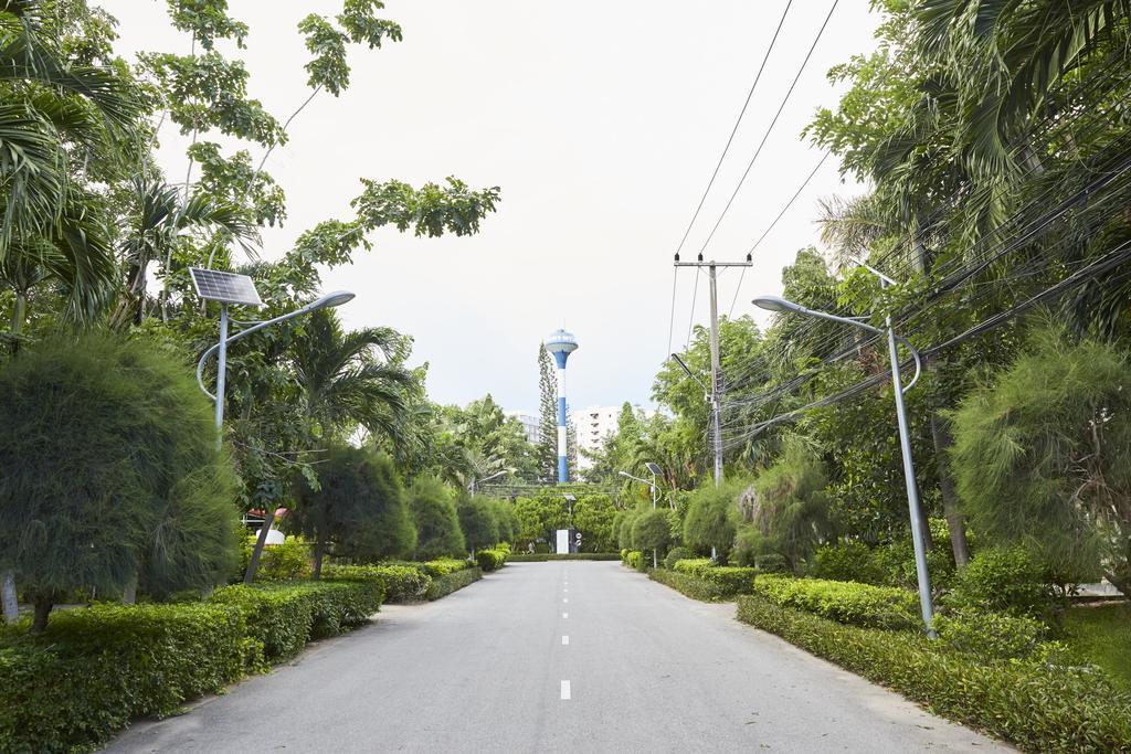 Villa Navin Jomtien Beach Exterior foto
